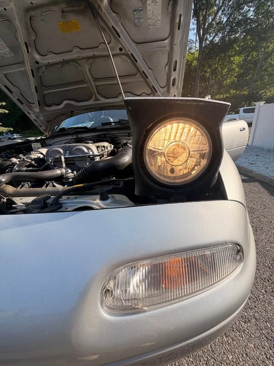 1991 Mazda NA MX-5 Miata - Image 8 of 12