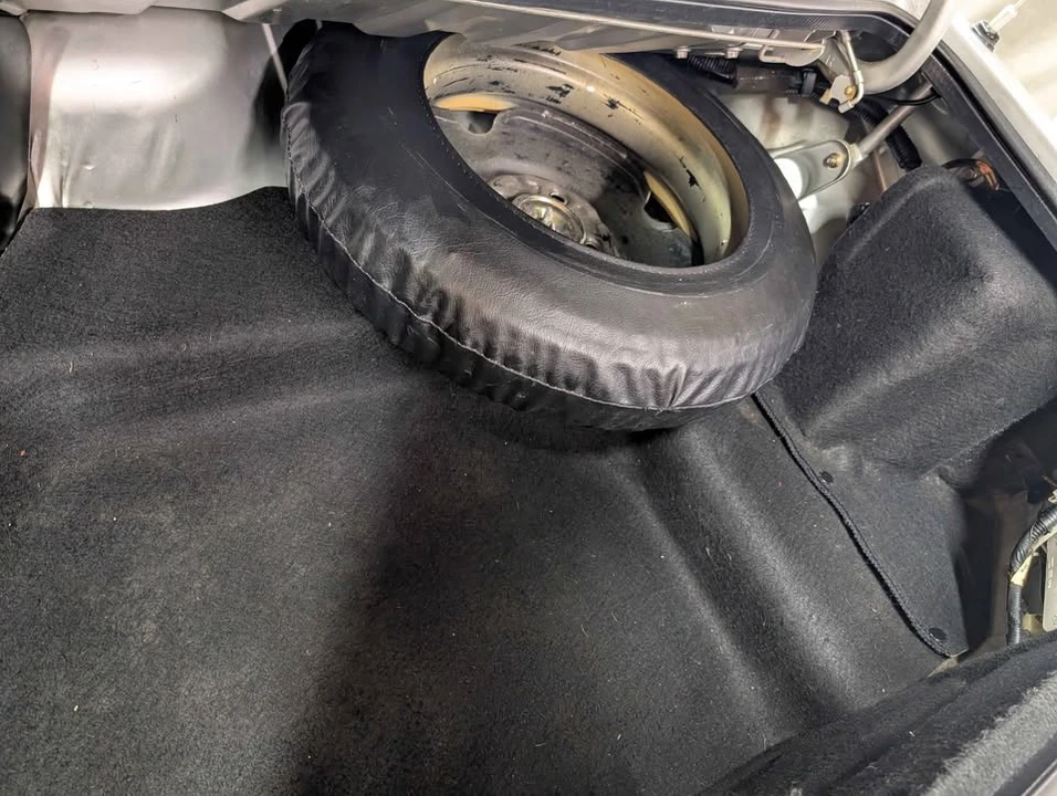 1991 Mazda NA MX-5 Miata - Image 7 of 10