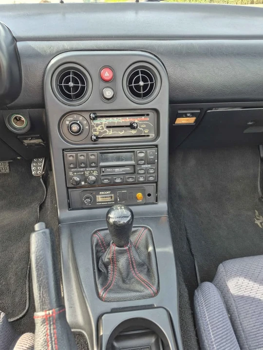 1991 Mazda NA MX-5 Miata - Image 12 of 20