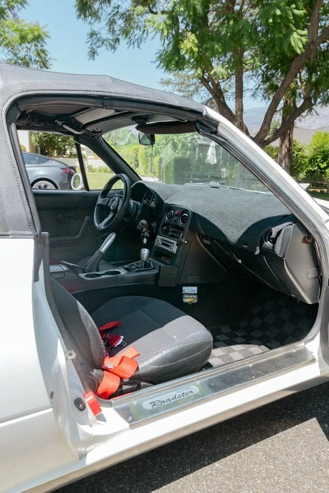 1991 Mazda NA MX-5 Miata - Image 10 of 12