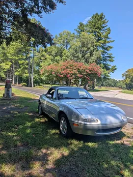 1991 Mazda MX-5 Convertible 2D