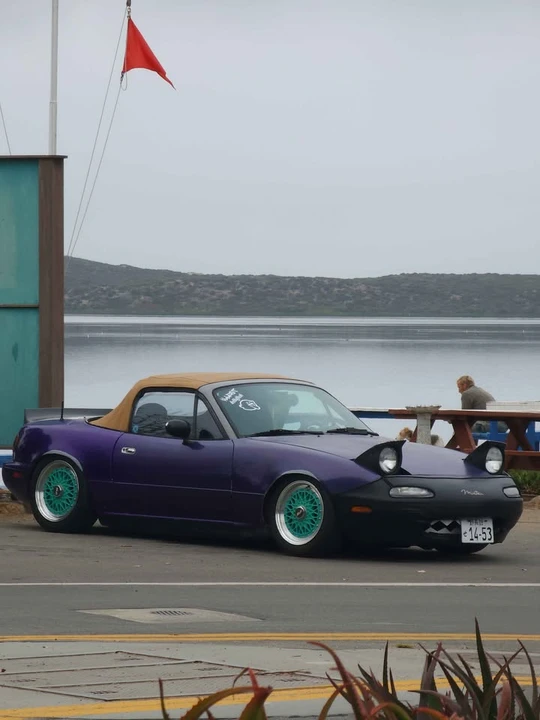 1991 Mazda NA MX-5 Miata - Image 2 of 9