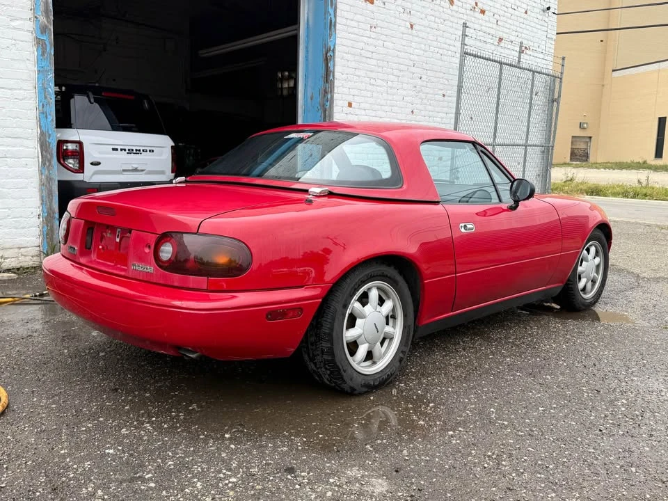 1991 Mazda NA MX-5 Miata - Image 4 of 9