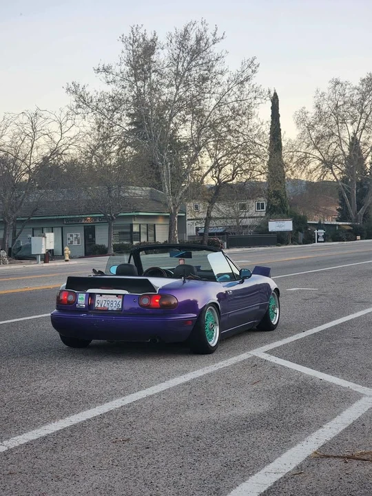 1991 Mazda NA MX-5 Miata - Image 6 of 9