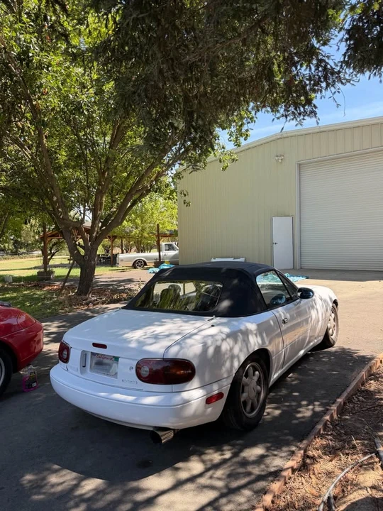1991 Mazda NA MX-5 Miata - Image 4 of 7