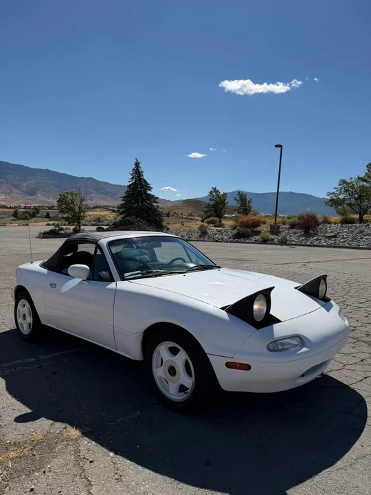 1991 Mazda NA MX-5 Miata - Image 3 of 15