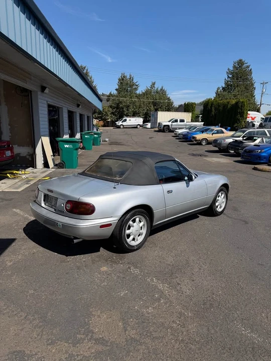 1991 Mazda NA MX-5 Miata - Image 5 of 14