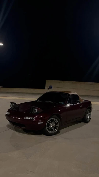 1991 Mazda NA MX-5 Miata - Image 2 of 3