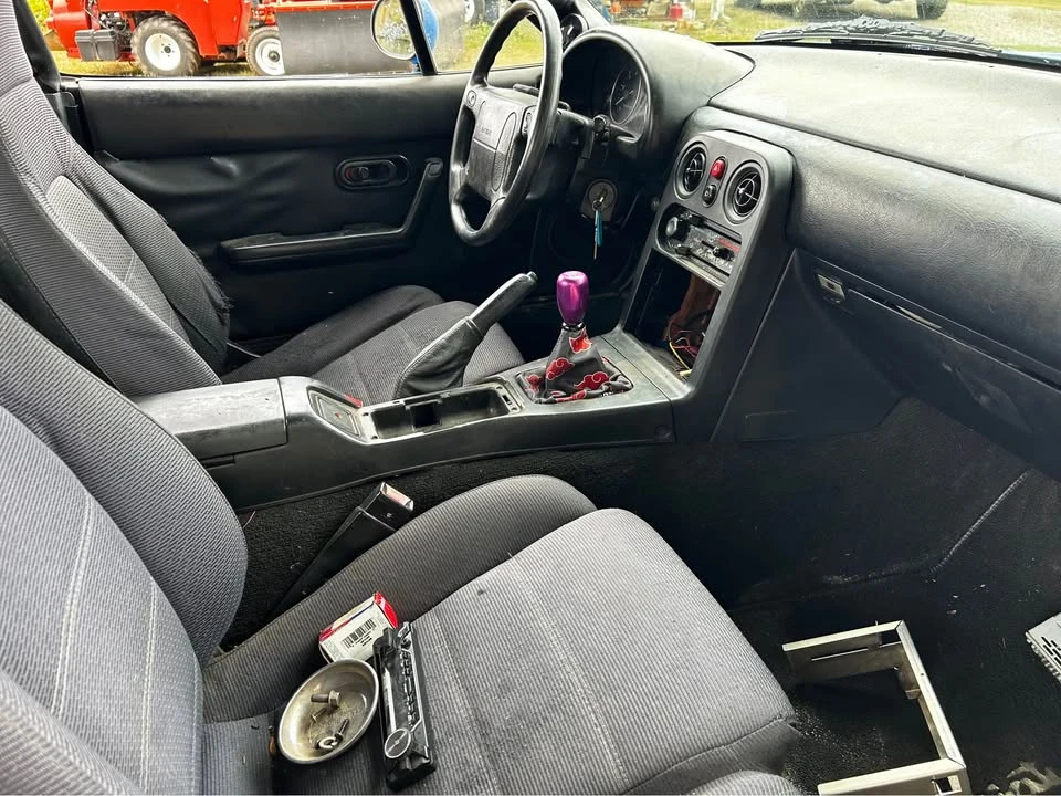 1991 Mazda NA MX-5 Miata - Image 7 of 10