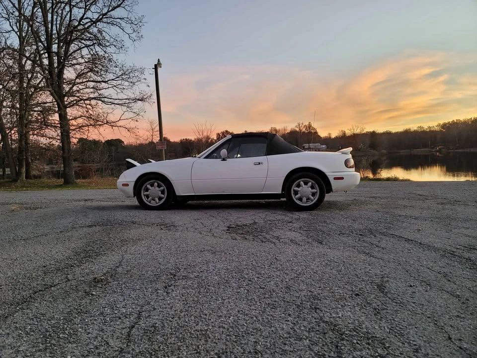 1991 Mazda NA MX-5 Miata - Image 3 of 19