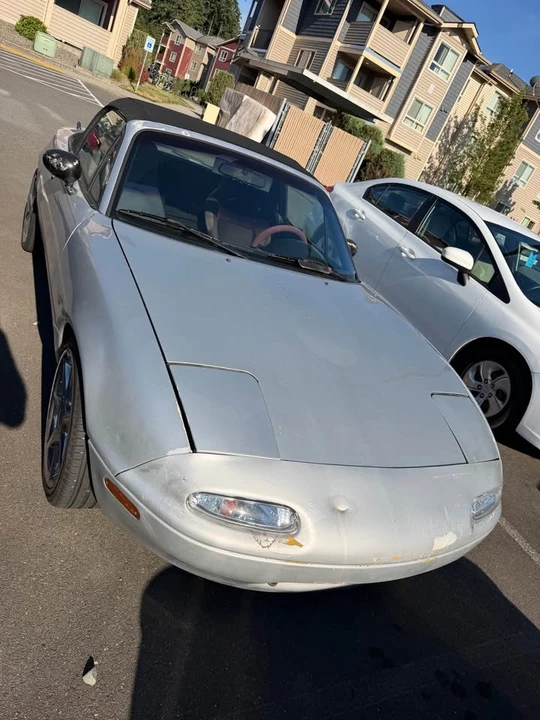 1991 Mazda NA MX-5 Miata - Image 2 of 3