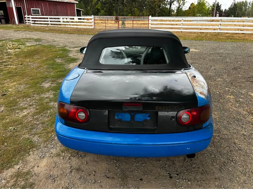 1991 Mazda NA MX-5 Miata - Image 5 of 10
