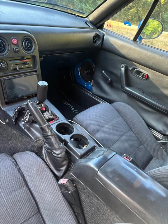 1991 Mazda NA MX-5 Miata - Image 12 of 13