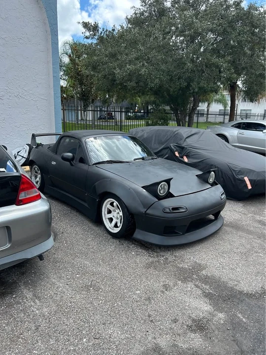 1991 Mazda NA MX-5 Miata - Image 3 of 12