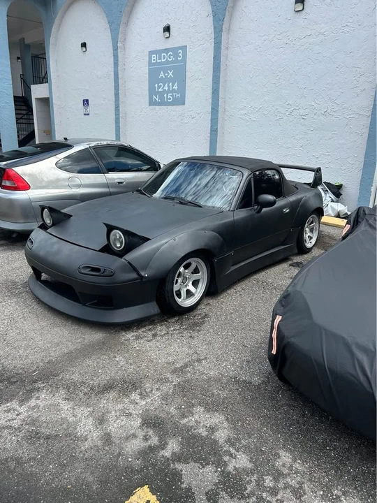 1991 Mazda NA MX-5 Miata - Image 4 of 14