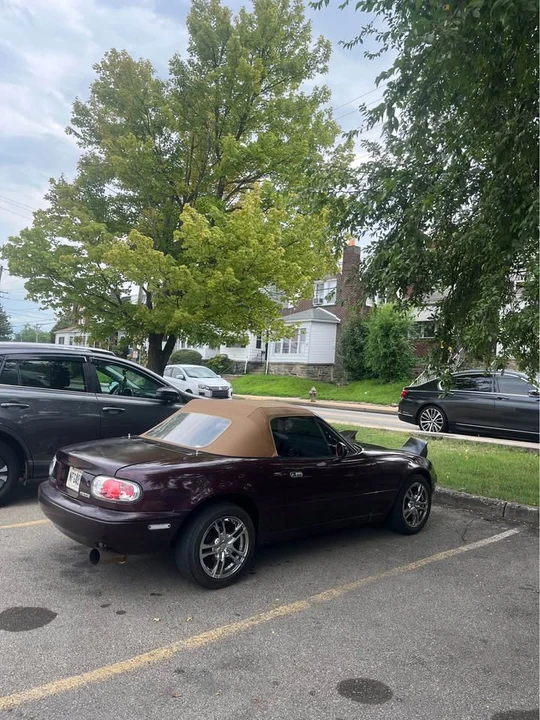 1991 Mazda NA MX-5 Miata - Image 3 of 3