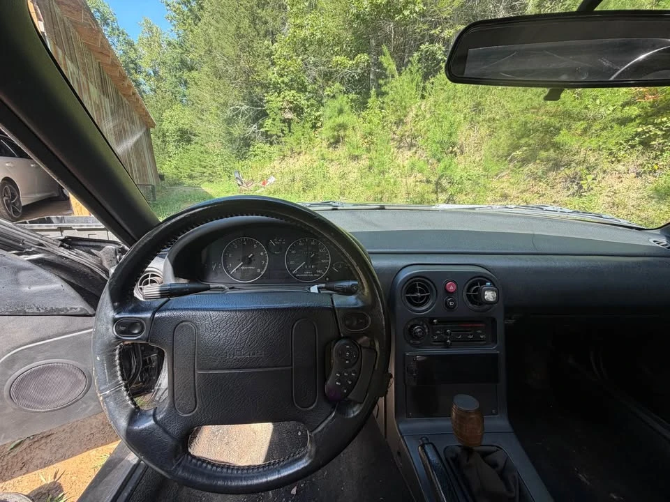 1991 Mazda NA MX-5 Miata - Image 6 of 12
