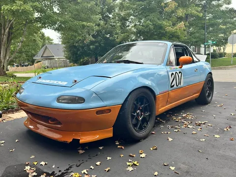 1991 Mazda MX-5 Convertible 2D