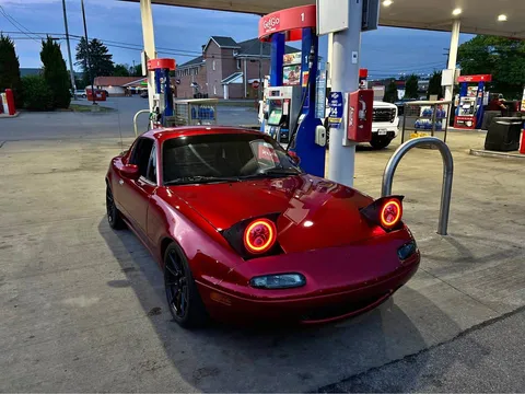 1991 Mazda MX-5 Convertible 2D