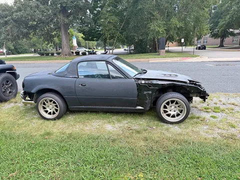 1991 Mazda MX-5 Convertible 2D