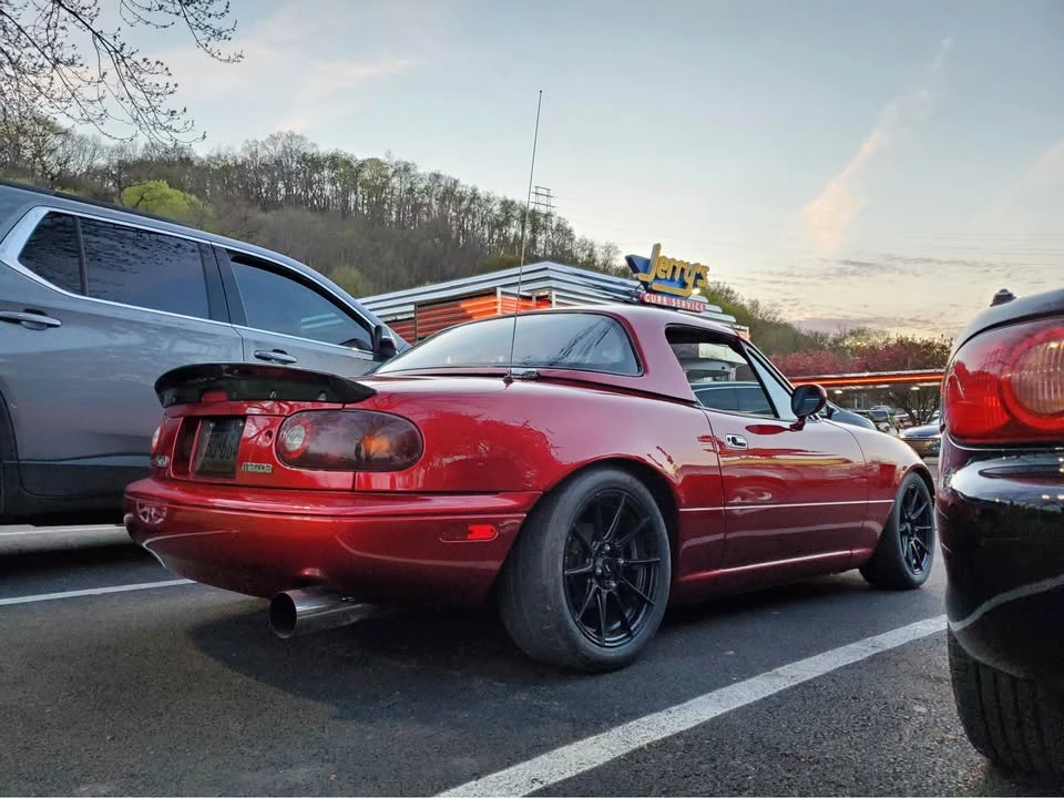 1991 Mazda NA MX-5 Miata - Image 7 of 8