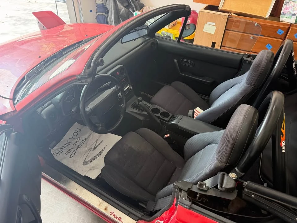 1991 Mazda NA MX-5 Miata - Image 6 of 8