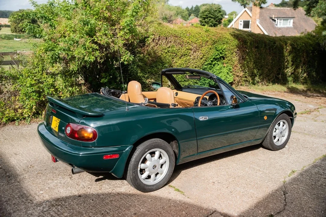 1991 Mazda NA MX-5 Miata - Image 12 of 30