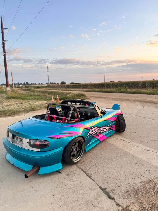 1991 Mazda NA MX-5 Miata - Image 5 of 7