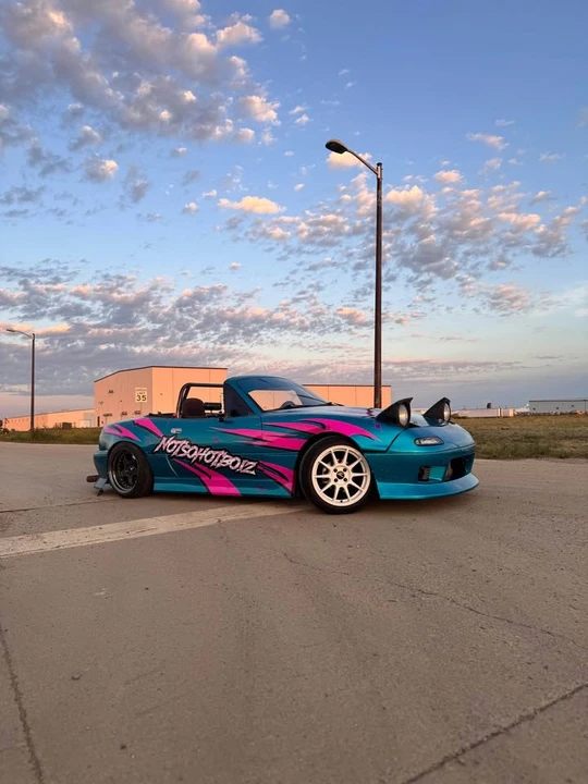 1991 Mazda NA MX-5 Miata - Image 6 of 7