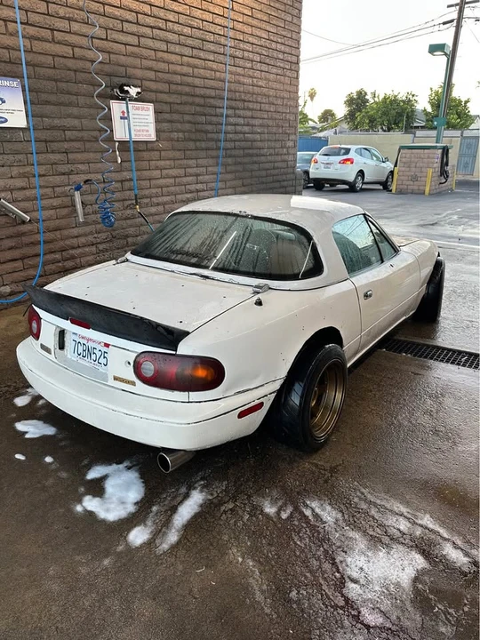 1991 Mazda NA MX-5 Miata - Image 6 of 10