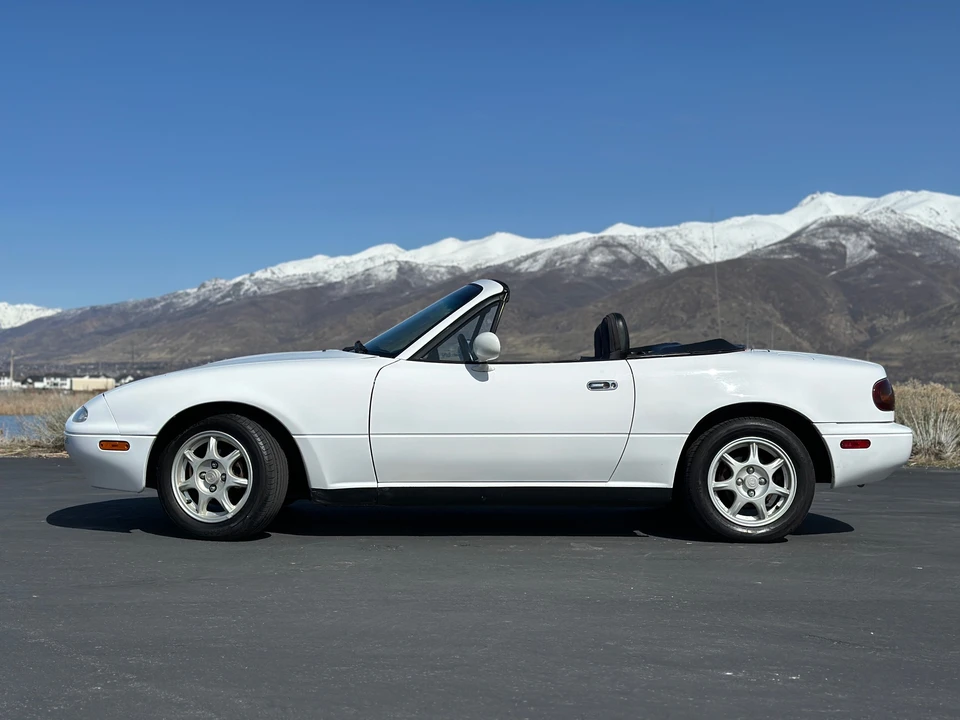 1991 Mazda NA MX-5 Miata - Image 12 of 31