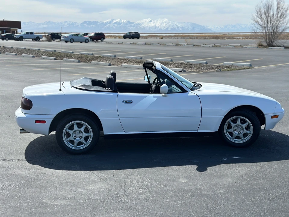 1991 Mazda NA MX-5 Miata - Image 19 of 31