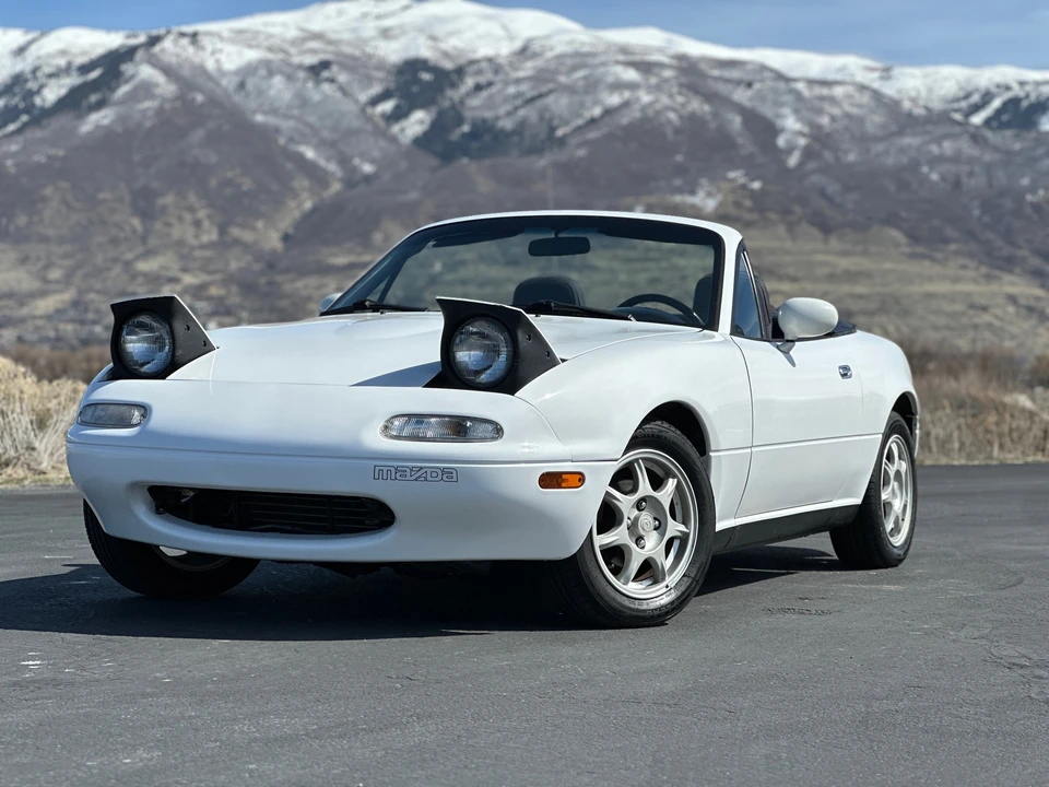 1991 Mazda NA MX-5 Miata - Image 23 of 31