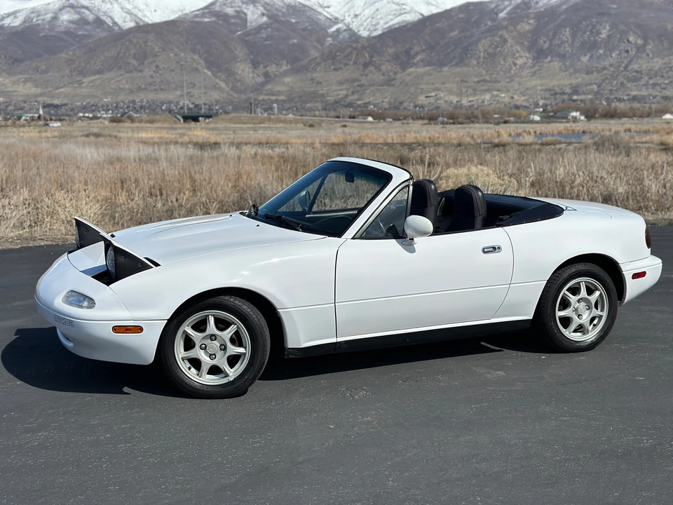 1991 Mazda NA MX-5 Miata - Image 26 of 31