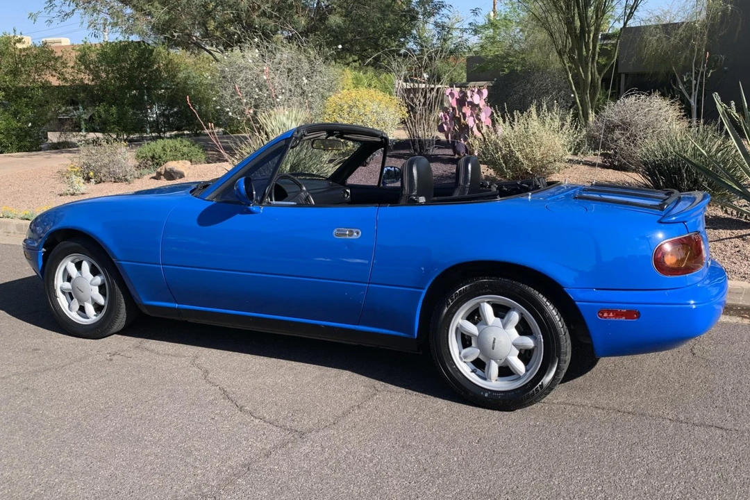 1991 Mazda NA MX-5 Miata - Image 9 of 31