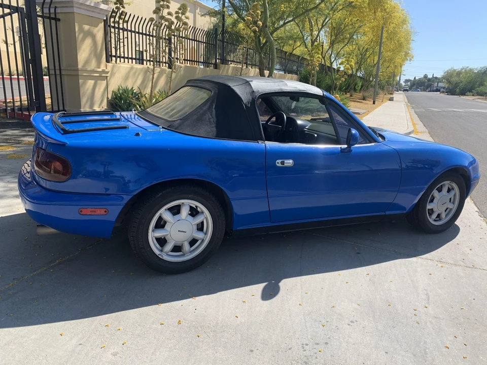 1991 Mazda NA MX-5 Miata - Image 24 of 31