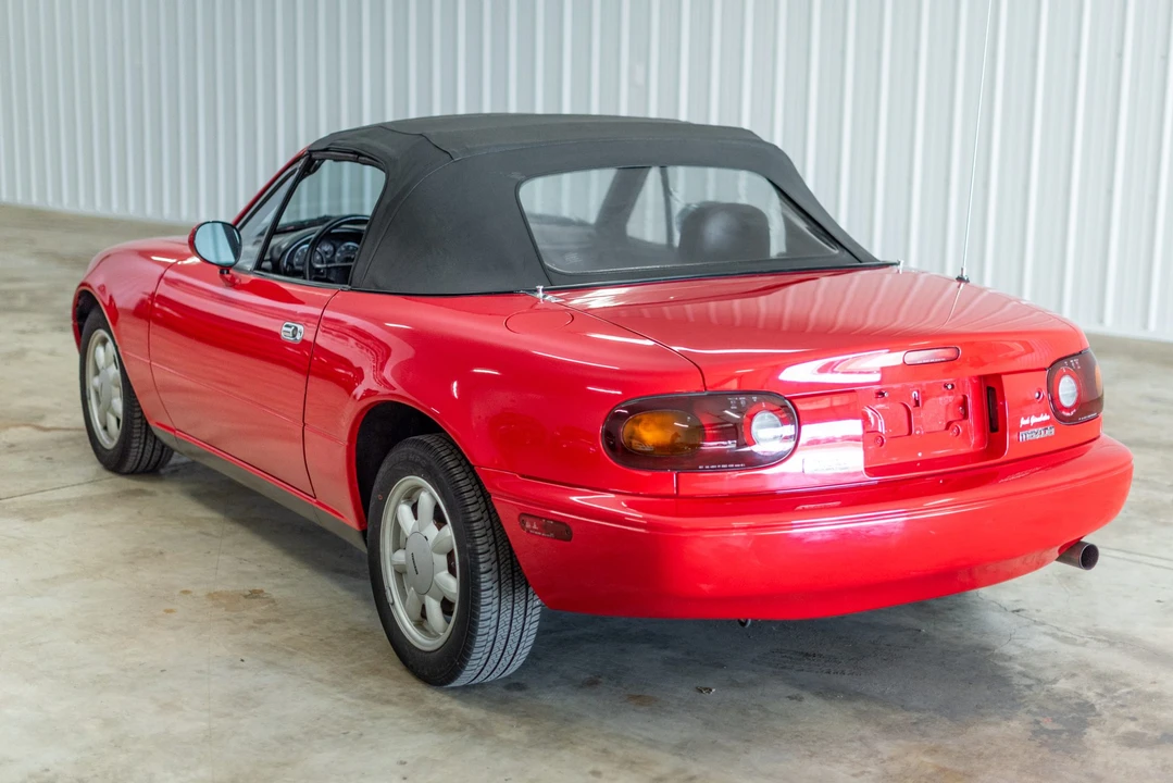 1991 Mazda NA MX-5 Miata - Image 9 of 31