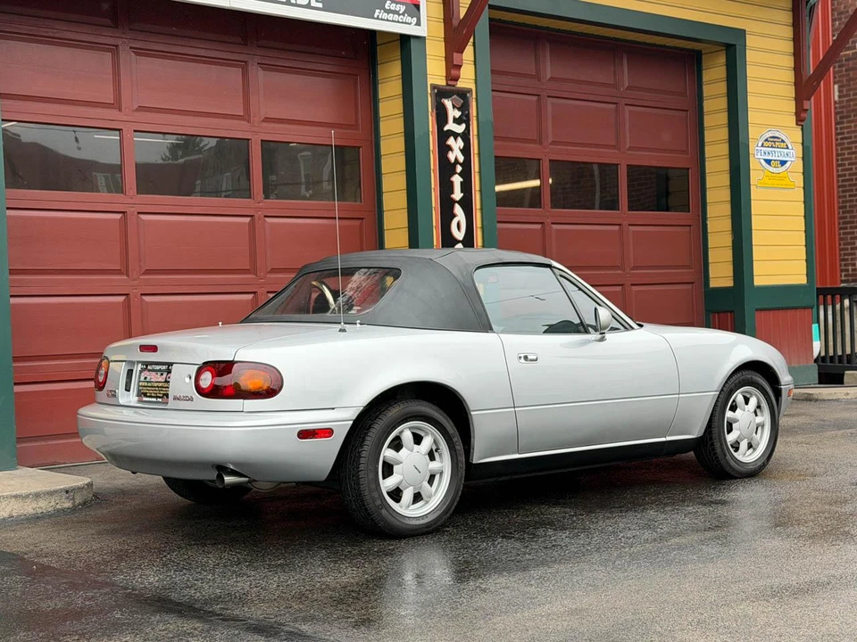 1991 Mazda NA MX-5 Miata - Image 6 of 31