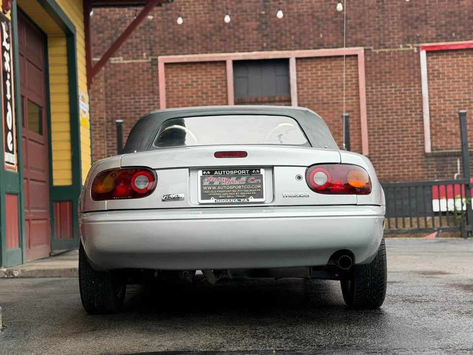 1991 Mazda NA MX-5 Miata - Image 7 of 31
