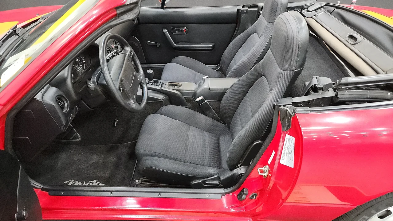 1991 Mazda NA MX-5 Miata - Image 7 of 9