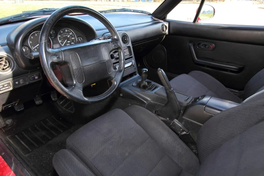 1991 Mazda NA MX-5 Miata - Image 4 of 10