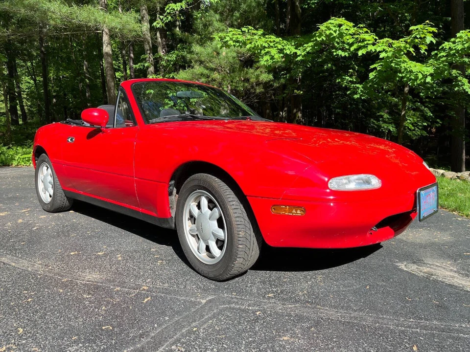 1991 Mazda NA MX-5 Miata - Image 2 of 31