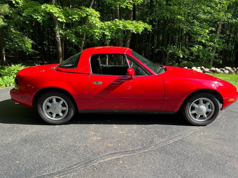 1991 Mazda NA MX-5 Miata - Image 29 of 31