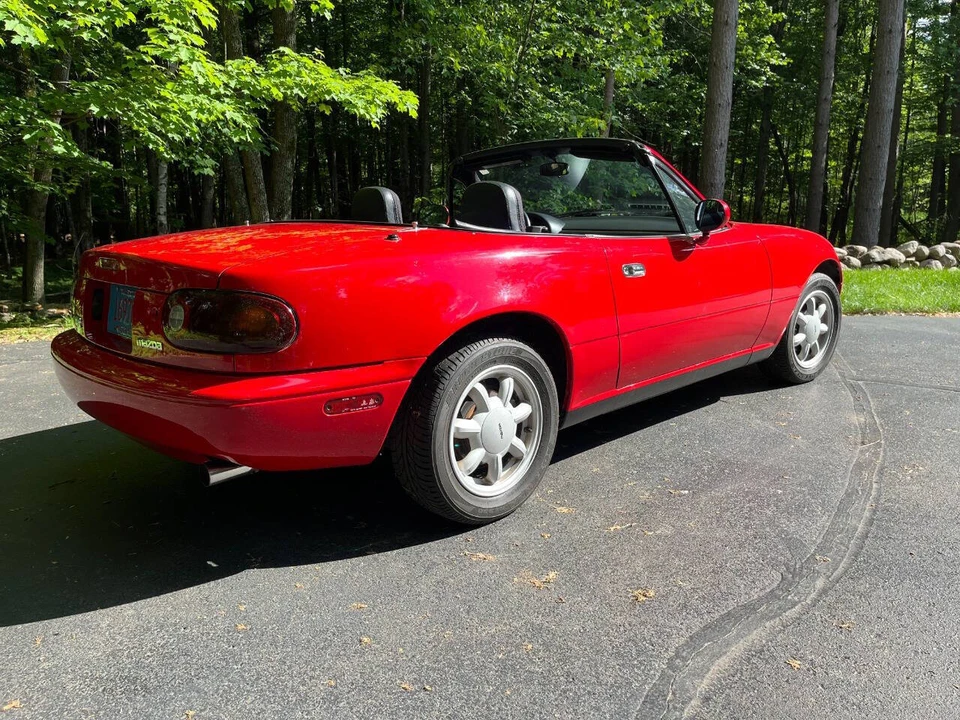 1991 Mazda NA MX-5 Miata - Image 9 of 31