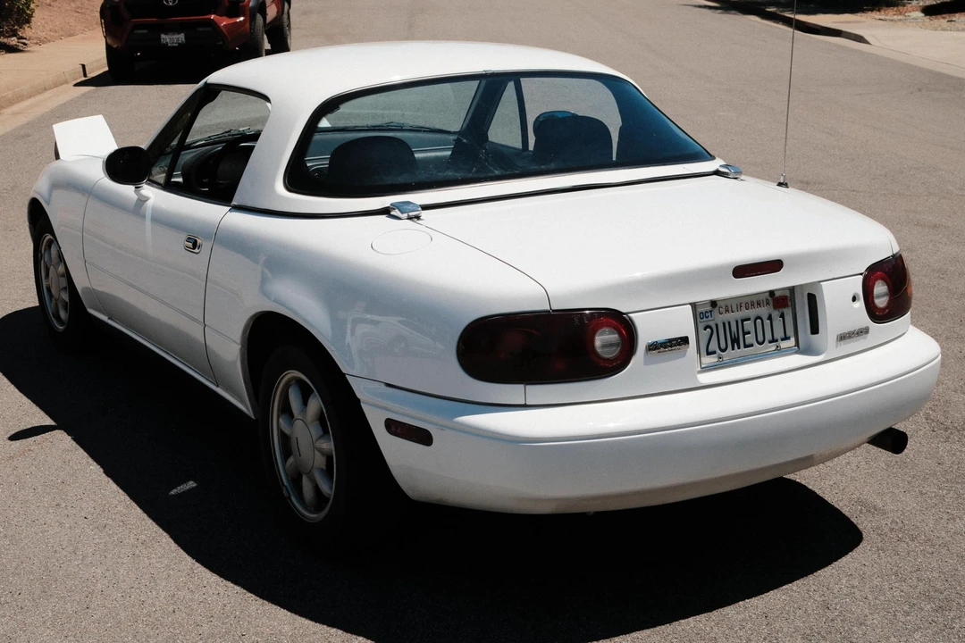 1991 Mazda NA MX-5 Miata - Image 4 of 31