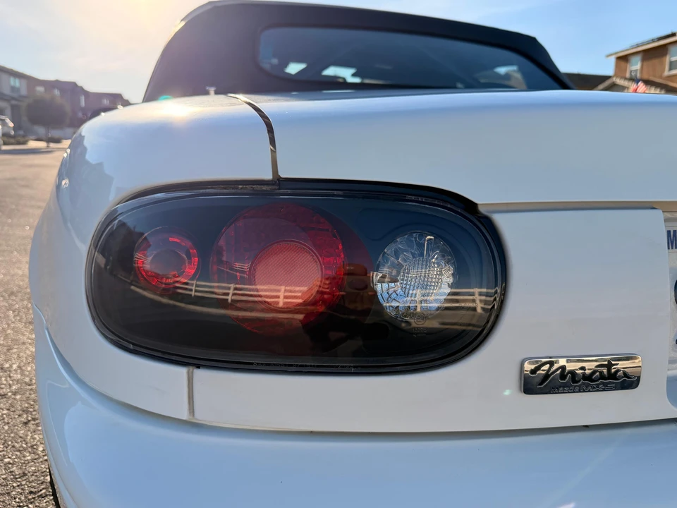 1991 Mazda NA MX-5 Miata - Image 30 of 31