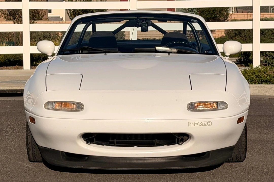 1991 Mazda NA MX-5 Miata - Image 2 of 31