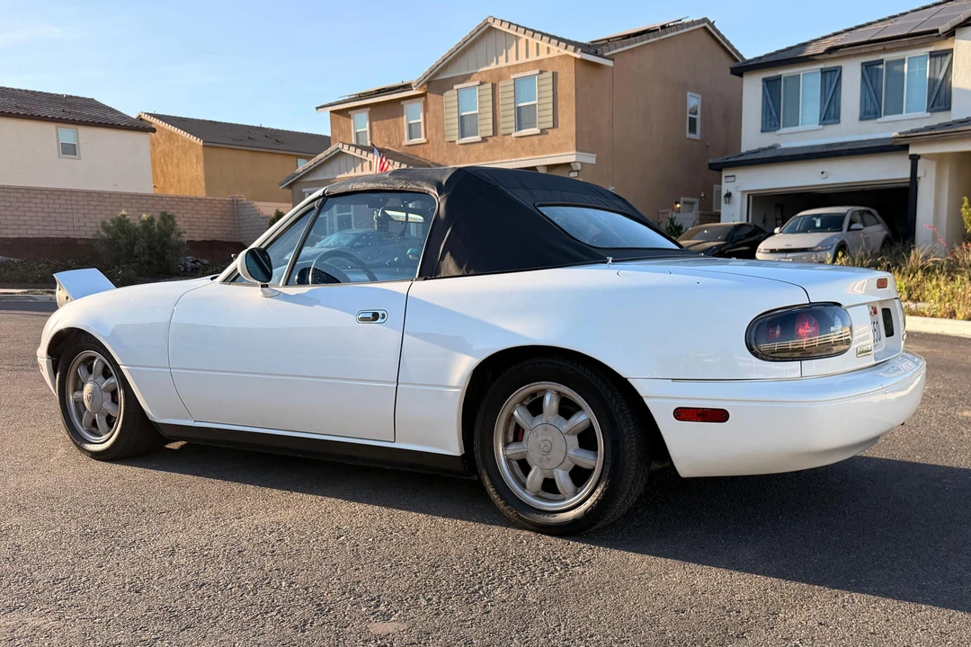 1991 Mazda NA MX-5 Miata - Image 4 of 31