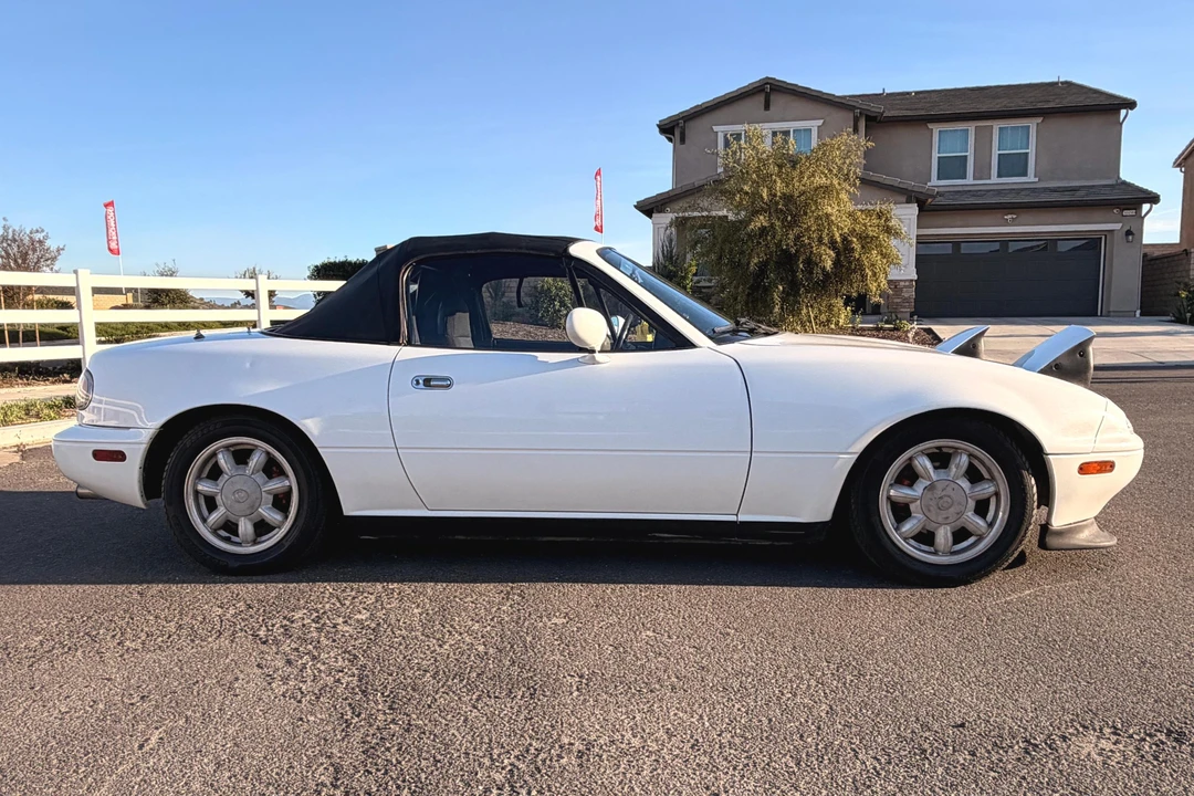 1991 Mazda NA MX-5 Miata - Image 3 of 31