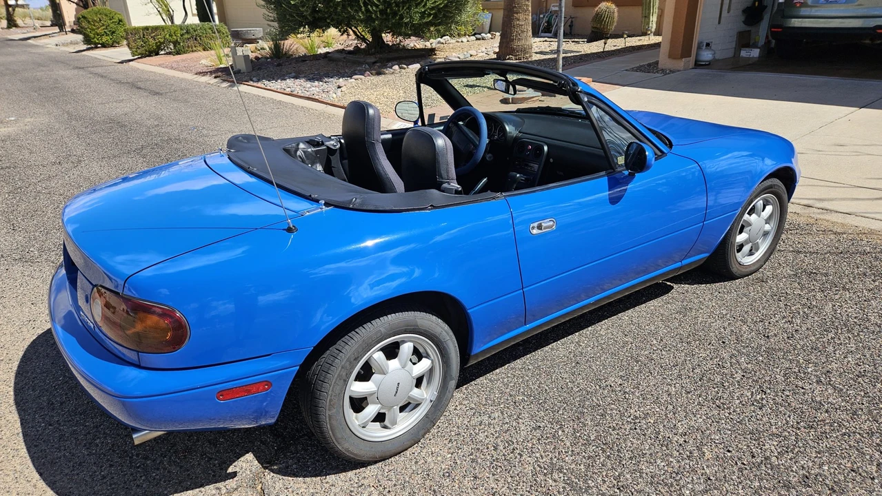 1991 Mazda NA MX-5 Miata - Image 9 of 31